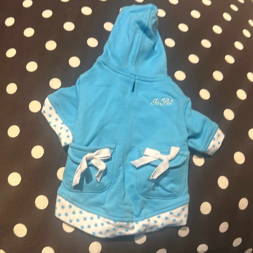 Is Pet small dog hoodie robin’s egg blue polka dot accents embroidery X small